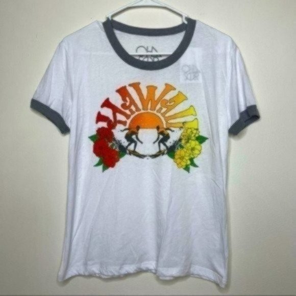 Chaser Tops - Chaser Graphic “Hawaii” White Short Sleeve Tee Size Small NWT